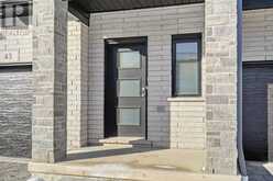 45 - 2700 BUROAK DRIVE S | London Ontario | Slide Image Four