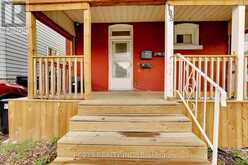 185 BROCK STREET N | Sarnia Ontario | Slide Image Two