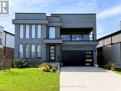 1647 APPLEROCK AVENUE London Ontario, N6G 0X6