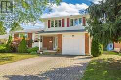 22 MILFORD CRESCENT | London Ontario | Slide Image Two