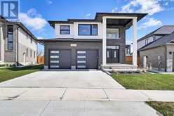 104 CRESTVIEW DRIVE | Komoka Ontario | Slide Image One