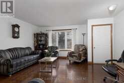 15 - 214 SOUTH STREET W | Aylmer Ontario | Slide Image Thirteen