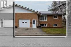 15 - 214 SOUTH STREET W | Aylmer Ontario | Slide Image Three