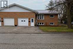 15 - 214 SOUTH STREET W | Aylmer Ontario | Slide Image Four