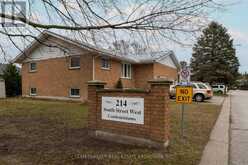15 - 214 SOUTH STREET W | Aylmer Ontario | Slide Image Six