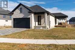 4275 SAGEBRUSH CRESCENT | London Ontario | Slide Image Two