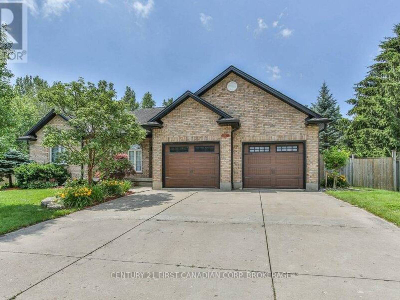 24 LINWOOD DRIVE, Thames Centre, Ontario N0L 1G1
