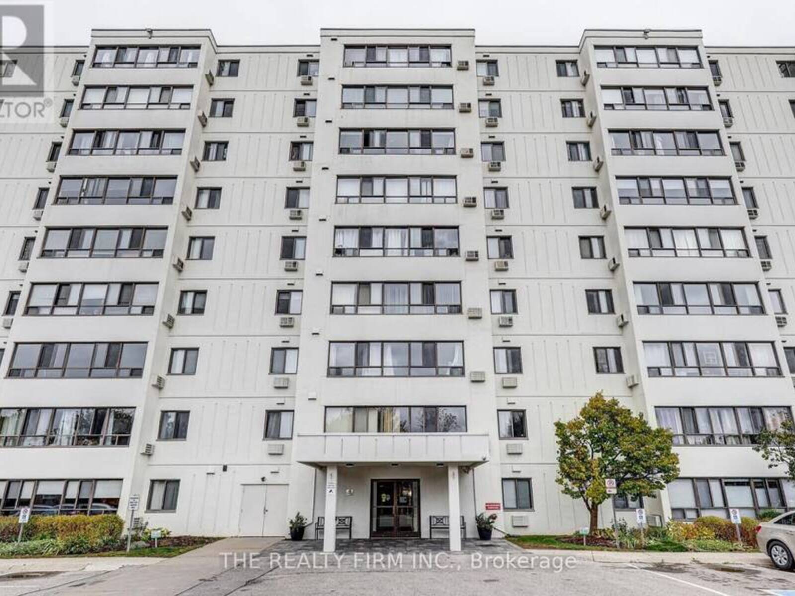 910 - 135 BASELINE ROAD W, London, Ontario N6J 4W4