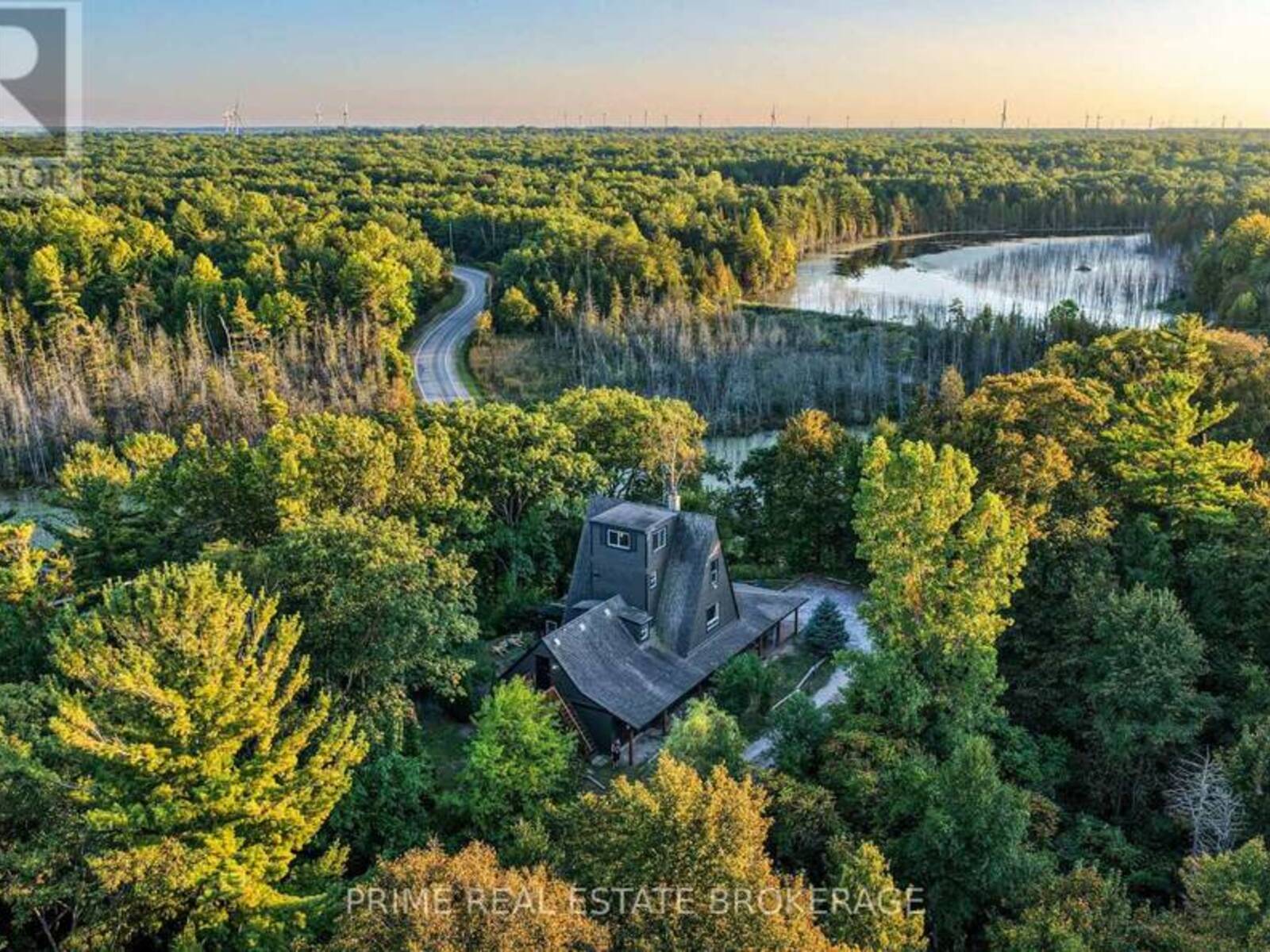 7166 OUTER DRIVE, Lambton Shores, Ontario N0M 2L0