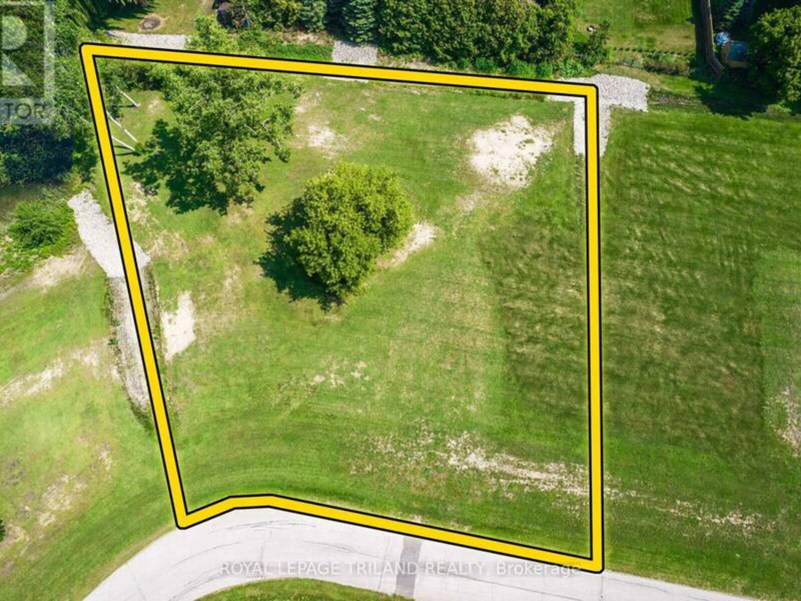 9936 ERIC STREET, Lambton Shores, Ontario N0M 2N0