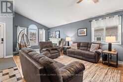 17 COTTONWOOD DRIVE | St. Thomas Ontario | Slide Image Twelve