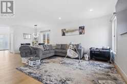 25 ALEXANDER CIRCLE | Strathroy-Caradoc Ontario | Slide Image Twelve