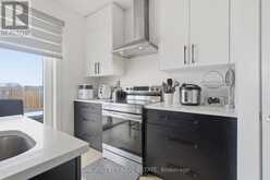 25 ALEXANDER CIRCLE | Strathroy-Caradoc Ontario | Slide Image Sixteen
