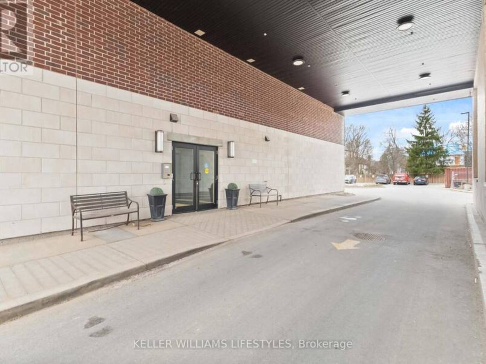 305 - 89 RIDOUT STREET S, London, Ontario N6C 3X2