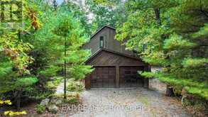 10207 PINETREE DRIVE | Grand Bend Ontario | Slide Image Three