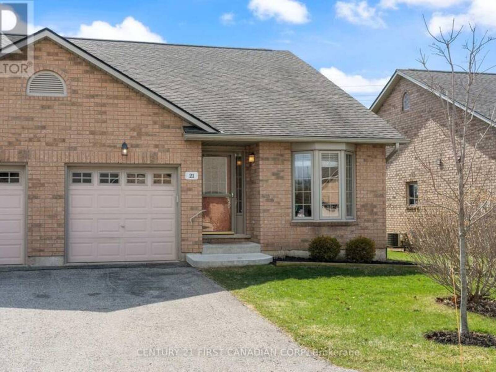 21 - 19 SOMERSET DRIVE, Port Dover, Ontario N0A 1N7