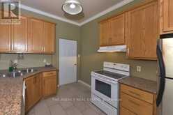 870 QUEENS AVENUE | London Ontario | Slide Image Seventeen