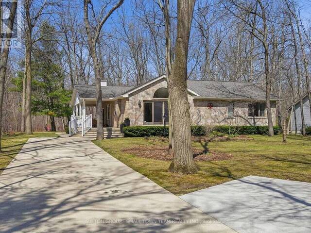 8816 TIMBERWOOD TRAIL Grand Bend Ontario, N0M 1T0 - 3 Bedrooms Home For Sale