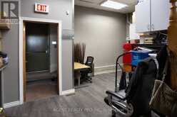 419 DUNDAS STREET | Woodstock Ontario | Slide Image Thirteen