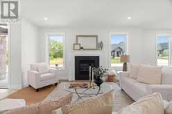 39 EAST GLEN DRIVE | Lambton Shores Ontario | Slide Image Nine