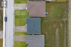 240 LEITCH STREET | Dutton-Dunwich Ontario | Slide Image Thirty-five