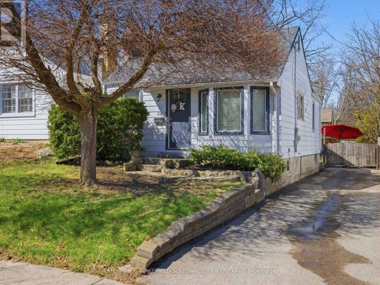 56 THOMAS JANES DRIVE, London, Ontario N6C 2G9