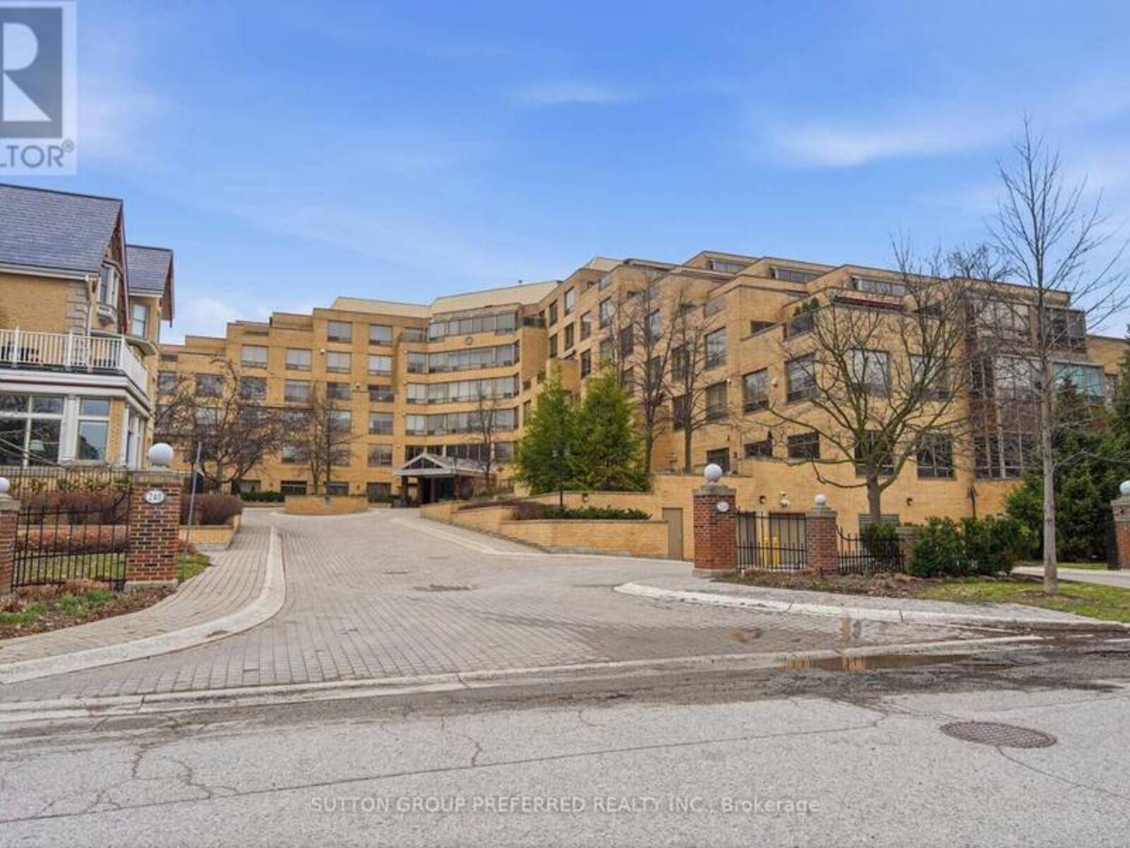 310 - 250 SYDENHAM STREET, London, Ontario N6A 5S1