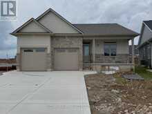 15 LOIS COURT | Grand Bend Ontario | Slide Image One