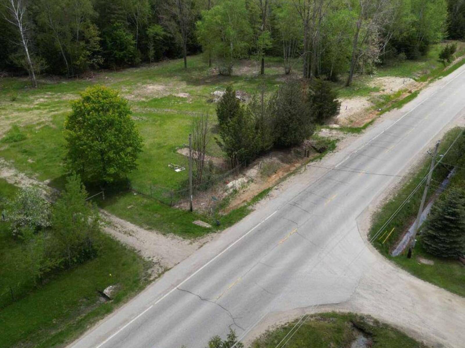 PART 4 W. IPPERWASH ROAD, Lambton Shores, Ontario N0N 1J3
