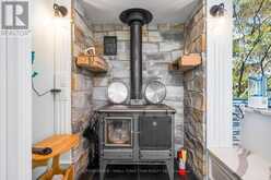 114 LAKESHORE ROAD W | The Blue Mountains Ontario | Slide Image Nine
