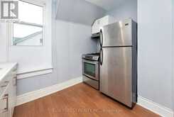 128 WEST STREET | Chatham Ontario | Slide Image Six