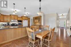 653 PETER STREET | Strathroy-Caradoc Ontario | Slide Image Twelve