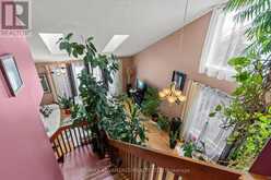122 BARRYDALE CRESCENT | London Ontario | Slide Image Sixteen