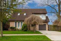 122 BARRYDALE CRESCENT | London Ontario | Slide Image One