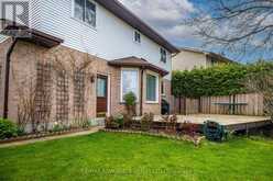 122 BARRYDALE CRESCENT | London Ontario | Slide Image Thirty-two
