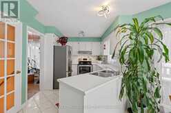 122 BARRYDALE CRESCENT | London Ontario | Slide Image Eight