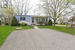 138 PEBBLE BEACH PARKWAY | Grand Bend Ontario | Slide Image Four