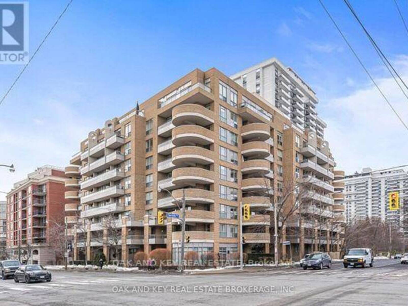 613 - 245 DAVISVILLE AVENUE, Toronto, Ontario M4S 3H4