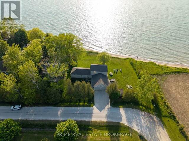 71899 SUNRIDGE CRESCENT Bluewater Ontario, N0M 1N0 - 4 Bedrooms Waterfront Home For sale