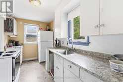 1376 KOSTIS AVENUE | London Ontario | Slide Image Sixteen