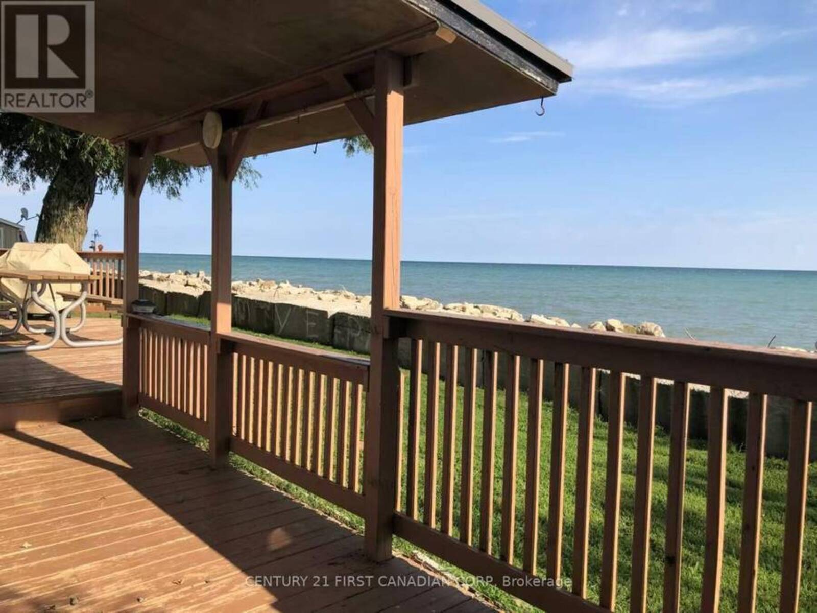 18008 ERIE SHORE DRIVE, Chatham-Kent, Ontario N0P 1A0