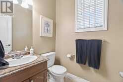 40 FIELDSTONE CRESCENT | Komoka Ontario | Slide Image Eighteen