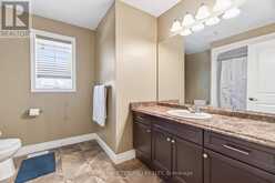 40 FIELDSTONE CRESCENT | Komoka Ontario | Slide Image Twenty