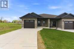 236 BEECH STREET | Clinton Ontario | Slide Image Two