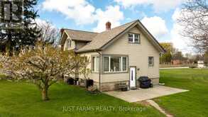 3036 SEACLIFF DRIVE | Kingsville Ontario | Slide Image Ten