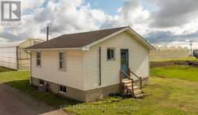 3036 SEACLIFF DRIVE | Kingsville Ontario | Slide Image Twelve