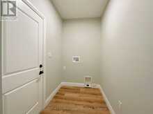 7 POSTMA CRESCENT | North Middlesex Ontario | Slide Image Nine