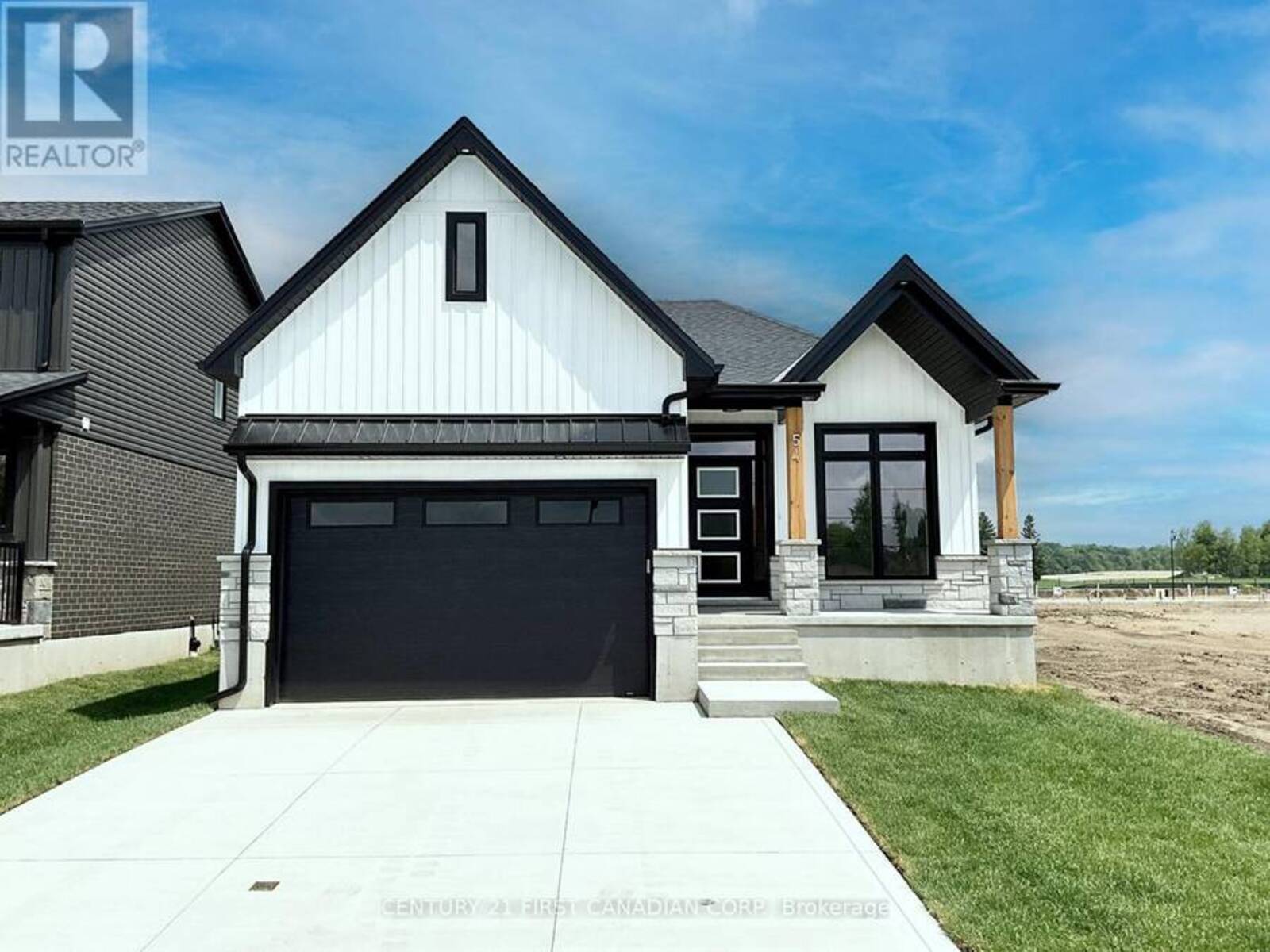 7 POSTMA CRESCENT, North Middlesex, Ontario N0M 1A0