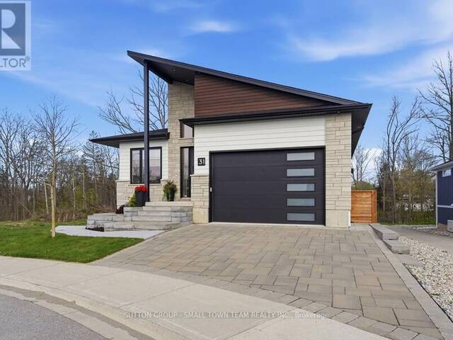 31 CREEK SIDE PLACE Grand Bend Ontario, N0M 1T0 - 4 Bedrooms Home For Sale