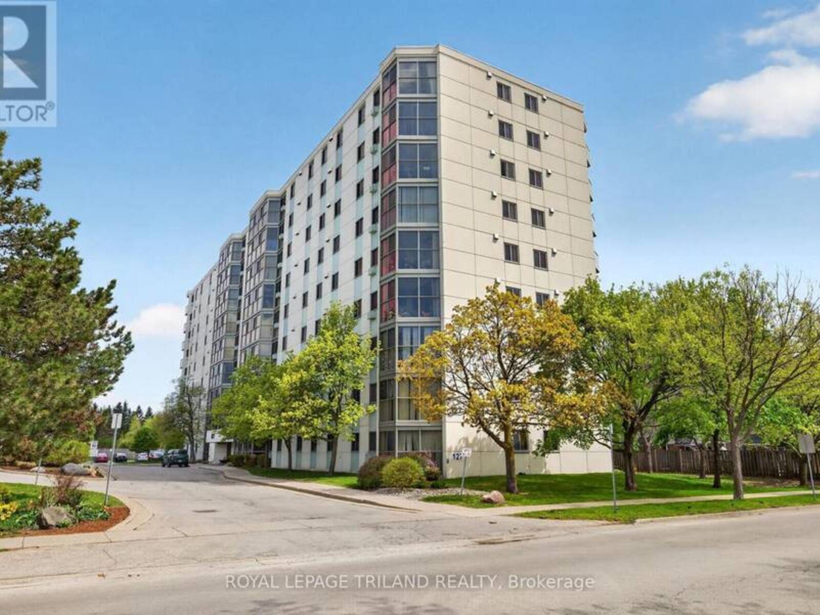 810 - 127 BELMONT DRIVE, London, Ontario N6J 4J7